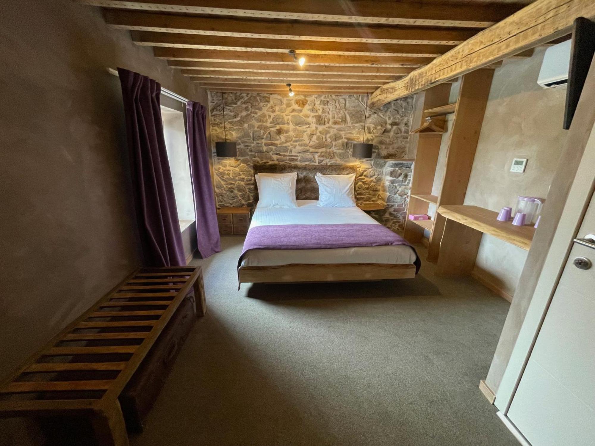 Les Chambres De Laurette Spa Exteriör bild